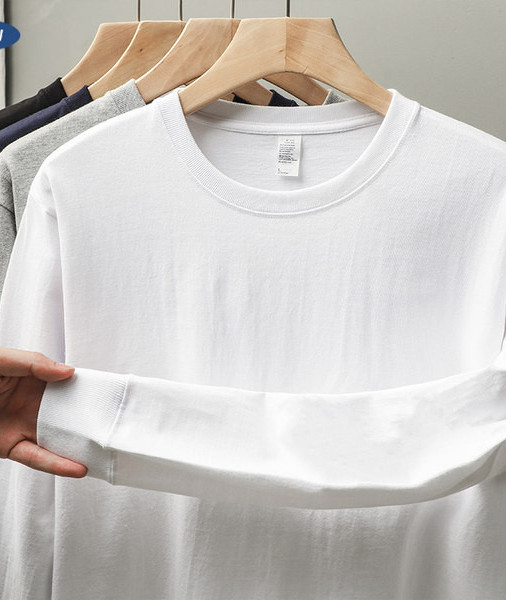 Ανδρική μπλούζα casual με οβάλ λαιμόκοψη