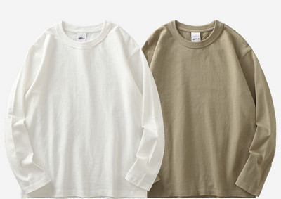 Bluză curată, cu decolteu O