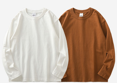 Bluză curată, cu decolteu O