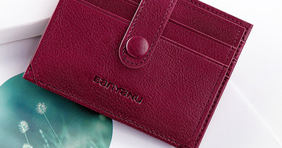 Ανδρικό πορτοφόλι από οικολογικό δέρμα