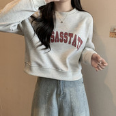 Bluză scurtă sport de damă cu inscripție