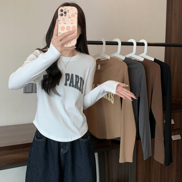 Bluză casual de damă cu mâneci lungi și inscripție - decolteu oval