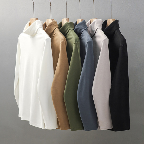 Ανδρική μονόχρωμη μπλούζα με φαρδύ σχέδιο με γιακά πόλο