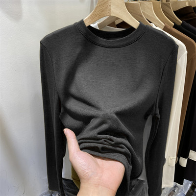 Sieviešu rudens-ziemas blūze ar garām piedurknēm