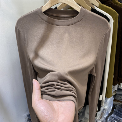 Sieviešu rudens-ziemas blūze ar garām piedurknēm