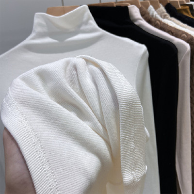 Ženska jesenska bluza s dugim rukavima i polo kragnom