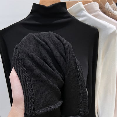 Ženska jesenska bluza s dugim rukavima i polo kragnom