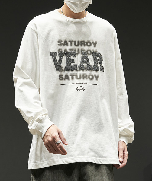 Bluză bărbătească cu aplicație și mâneci lungi