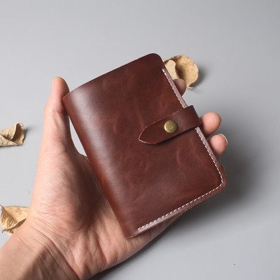 Portofel din piele cu compartiment pentru bancnote si carduri de debit