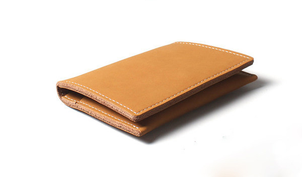 Ανδρικό καθαρό πορτοφόλι