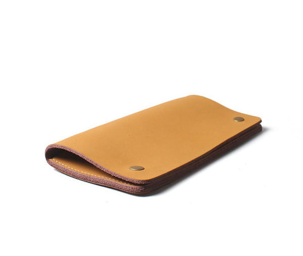 Portofel barbatesc modern din piele ecologica cu compartimente pentru bancnote si carduri