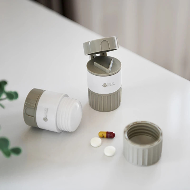 1 vnt. Daugiafunkcinis medicininis pjaustytuvas piliulių dėžutė Medicininis trupintuvas Pill Pulverize Case Grinder Splitter Tabletės skirstytuvas Vaistų organizatorius