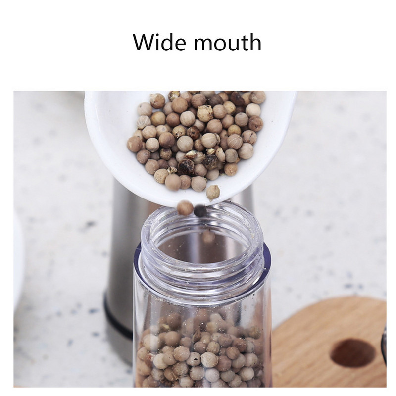 Kaanega soola-pipraveski maitseaine roostevabast terasest jahvatuspudel grillnõu majapidamisrestoran piknik