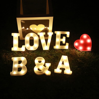 Dekoratív betűk ábécé betűk LED lámpák világító szám lámpa dekoráció elemes éjszakai fény party baba hálószoba dekoráció