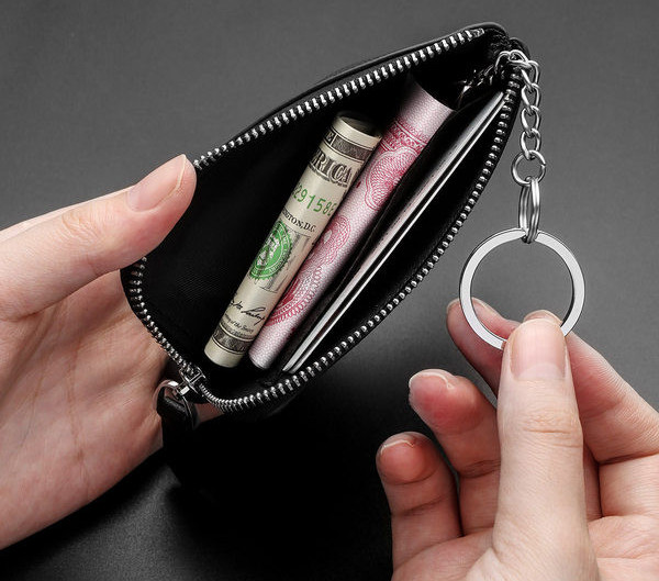 Portofel barbatesc din piele ecologica cu inchidere metalica