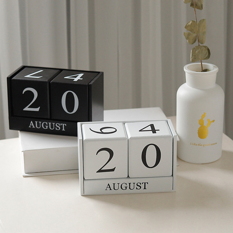 Senovinis darbastalio medinio kubo bloko kalendorius Namų biuras Svetainė Svetainė Miegamojo Stalo dekoras Fotografavimo reikmenys Namų dekoracijos