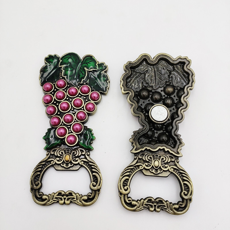 Tsingisulamist õllepudeliavaja Viinamarja lossi liblika kujuga käsitöö suveniiride vintage korgitser KTV baarikollektsiooni armastajad