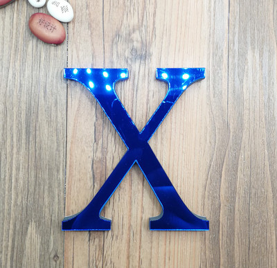 Litere acrilice albastre bricolaj 26 lumini alfabete de sine stătătoare în limba engleză.