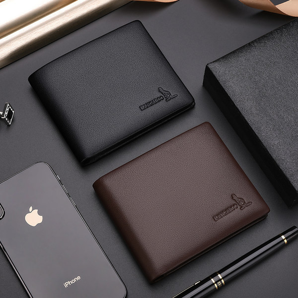 Portofel barbatesc din piele model nou de culoare negru si maro