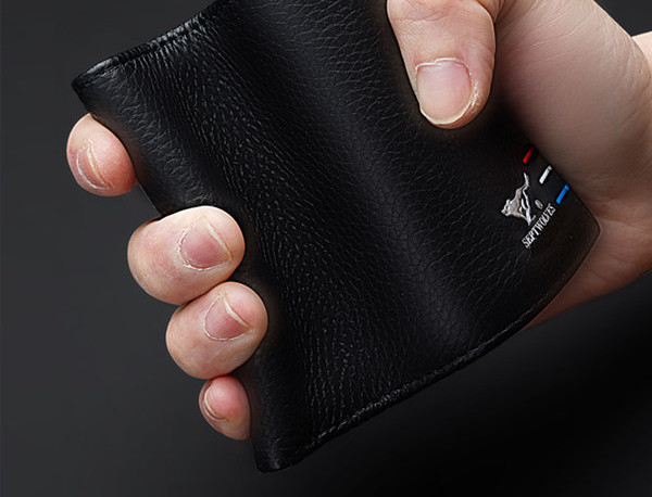 Portofel barbatesc din piele ecologica, doua modele cu inscriptie brodata