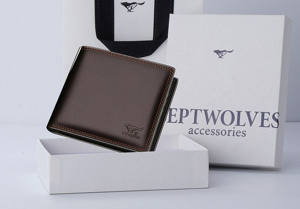 Portofel barbatesc din piele ecologica cu compartimente pentru bancnote si carduri de credit