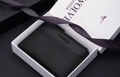 Ανδρικό πορτοφόλι από οικολογικό δέρμα - με μεταλλικό κούμπωμα