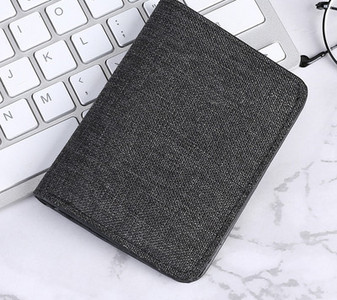 Ανδρικό υφασμάτινο πορτοφόλι με θήκες για τραπεζογραμμάτια και πιστωτικές κάρτες