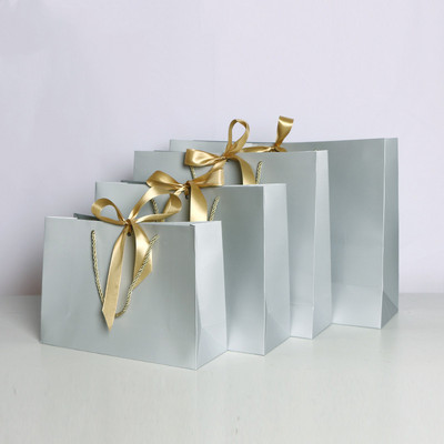 10 τμχ Μεγάλη λευκή χάρτινη τσάντα συσκευασίας Kraft Χαρτί τσάντα δώρου ενδυμάτων με λαβές Μικρή τσάντα αγορών από μαύρο χαρτί