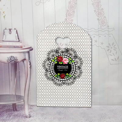 50 τμχ/παρτίδα Διάφορα μοτίβα κοσμήματα Πλαστική τσάντα σε σχήμα καρδιάς Οβάλ λαβές Μίνι τσάντα συσκευασίας δώρου Κατάστημα μικρές τσάντες αγορών