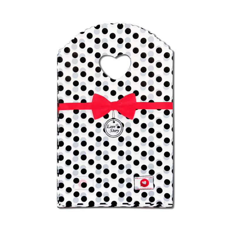 50 τμχ/παρτίδα Διάφορα μοτίβα κοσμήματα Πλαστική τσάντα σε σχήμα καρδιάς Οβάλ λαβές Μίνι τσάντα συσκευασίας δώρου Κατάστημα μικρές τσάντες αγορών