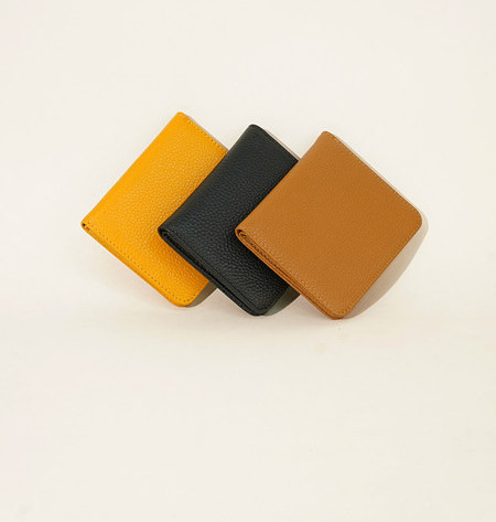 Portofel barbatesc model curat cu inchizator metalic