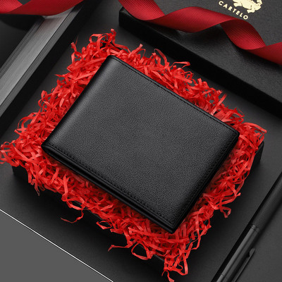 Uus mudel ökonahast meeste rahakott kaartide jaoks