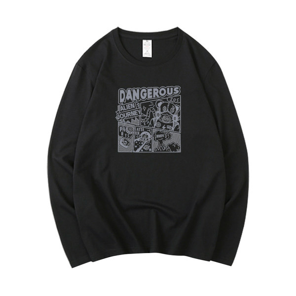 Férfi blúz felirattal és applikációval