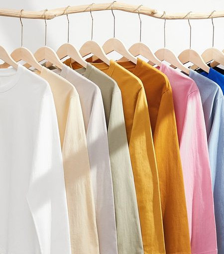 Ühevärviline meeste lai ovaalse kaelusega pluus