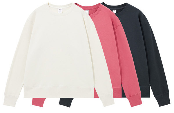 Vaba ühevärviline pikkade varrukatega ümarkaelusega pluus meestele