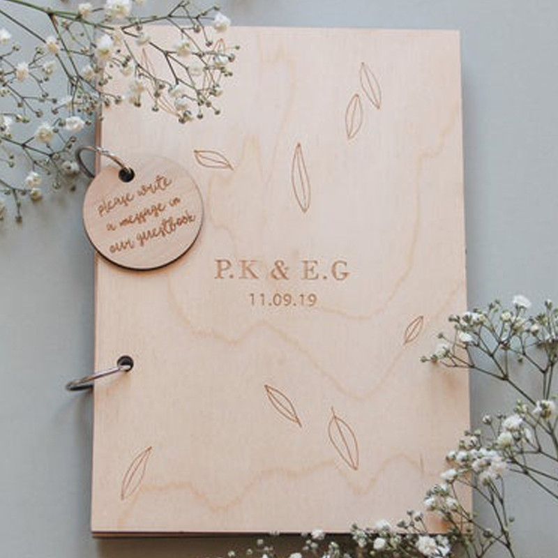 Carte de oaspeți cu coroană, Carte de oaspeți de nuntă, Carte de oaspeți personalizată din lemn, Album de nuntă A4 Carte de oaspeți modernă personalizată, Decor de nuntă rustic