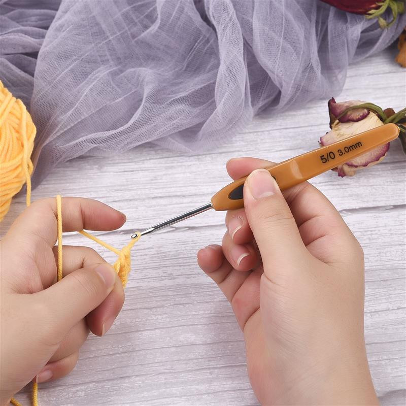 8 vnt. Mišrus dydis 2,5–6 mm Nėrimo kabliukas Trikotažo pynimo verpalai Mezgimo adata Plastikinė rankena Mezgimo kabliukai Virbalai Įrankiai Kalėdų DOVANA