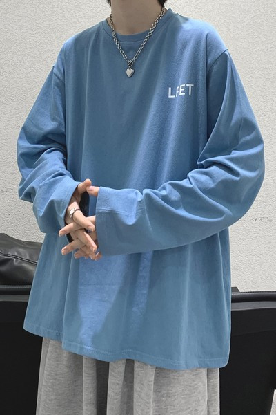 Široka muška bluza s uzorkom O izreza