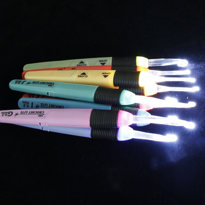 LED-es varrótűk horgolótűk 2,5-6,5 mm-es LED-es világító horgolótűk kötőtűk szövés varrási kiegészítők