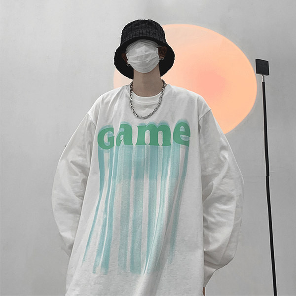 Laia mudeli meeste pluus kirja ja ovaalse kaelusega