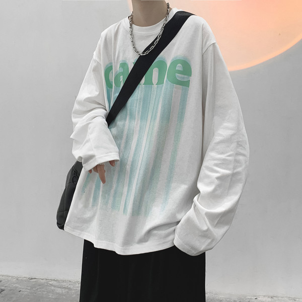 Laia mudeli meeste pluus kirja ja ovaalse kaelusega