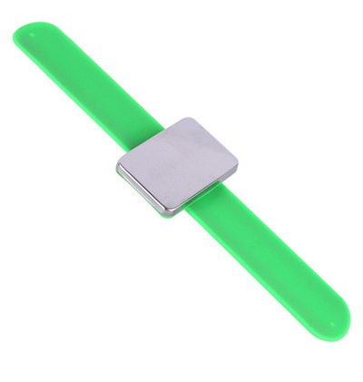 Magnetski jastučić za iglu za šivanje Silikonski jastučić za iglu za zapešće Sigurna narukvica Jastučić za pohranu igle za šivanje Igle za narukvicu Držač igle 7 boja