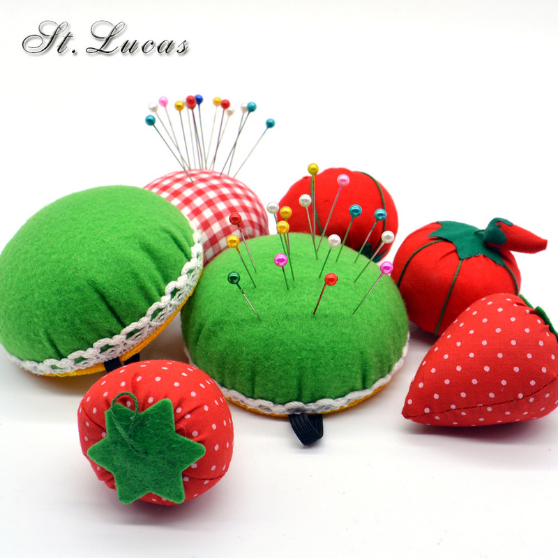 1 vnt. rutulinio pomidoro formos adatos pagalvėlė su elastiniu riešo diržu „pasidaryk pats“ rankdarbių įrankis, skirtas susiūti rankdarbiams.