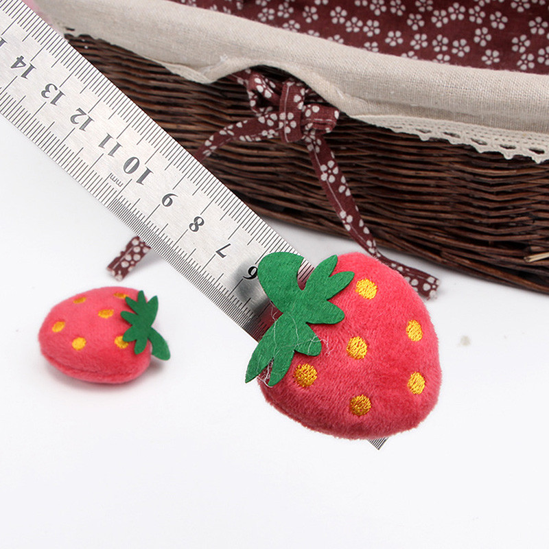 Maasikakujuline käsitsi nõela sisestamise tööriistad Risttihvti padjahoidja Õmblustööd koos magnetiga DIY tarvikud