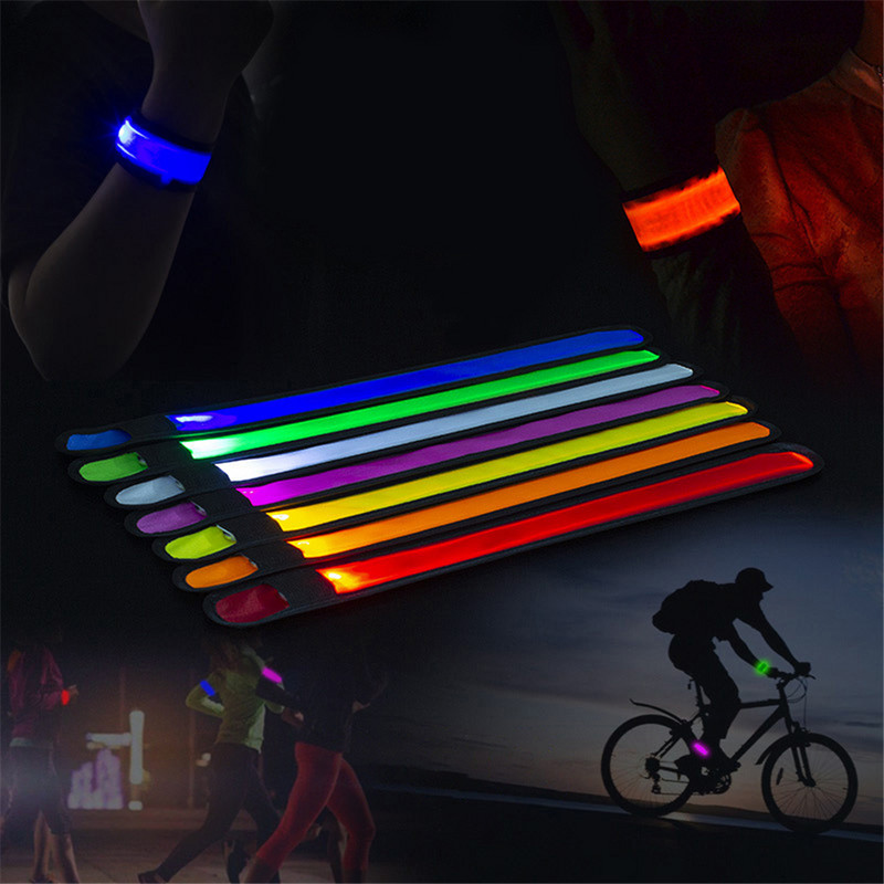 Φωτεινή ζώνη περιβραχιόνιου LED Αθλητική εξωτερική αθλητική λαμπερή λουράκι καρπού Νυχτερινή ασφάλεια Φώτα βραχιολίου που λάμπουν στο σκοτάδι Προμήθειες πάρτι
