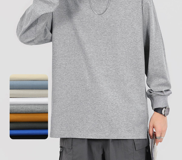 Νέο μοντέλο ανδρικής μπλούζας με οβάλ λαιμόκοψη κατάλληλη για την καθημερινότητα