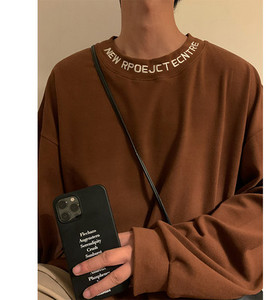 Široki model muške bluze s printom i dugim rukavima