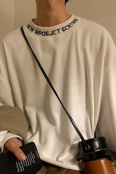 Široki model muške bluze s printom i dugim rukavima