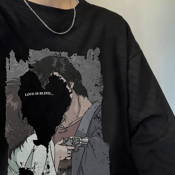 Moodne meeste pluus ovaalse dekoltee ja trükiga