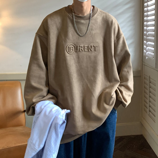 Laia mudeliga meeste ovaalse kaelusega pluus